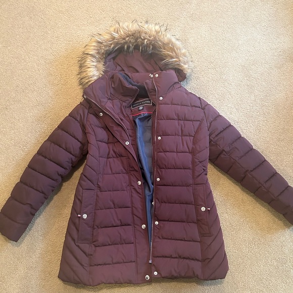 TOMMY HILFIGER Women's Faux-Fur-Trim Hooded Puffer Coat Maroon- Size Large - Picture 1 of 4
